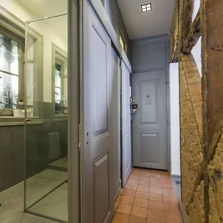 Historical Apartament Lizbona